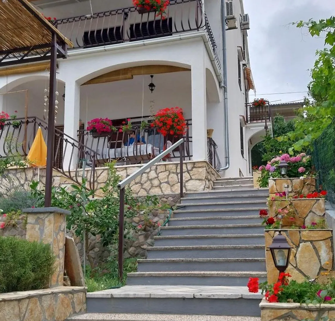 סבטי פטר Apartments Darija