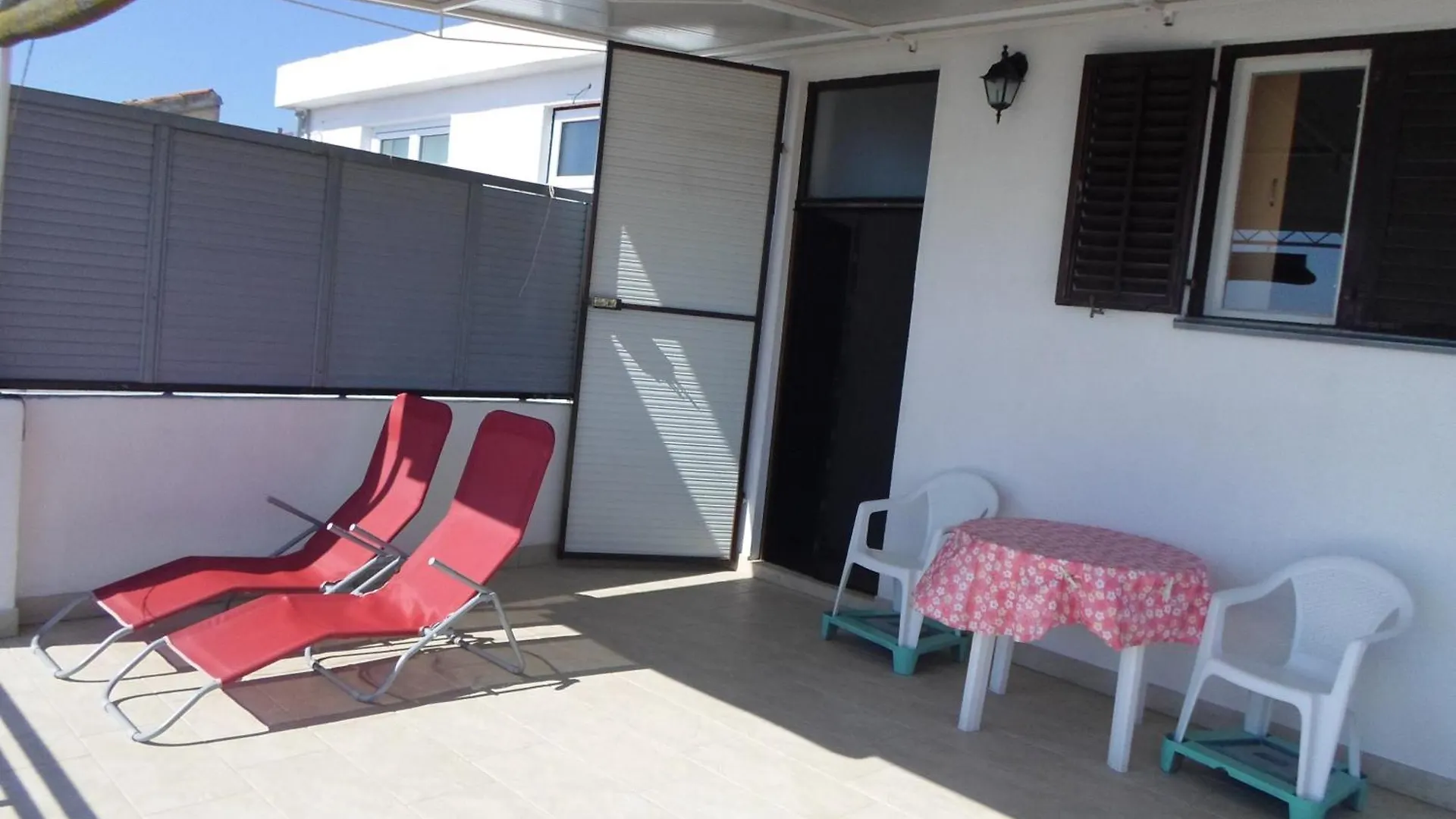 Apartments Darija سفيتي بيتار